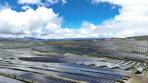 全球最大 海拔最高水光互补项目 雅砻江柯拉一期光伏电站投产